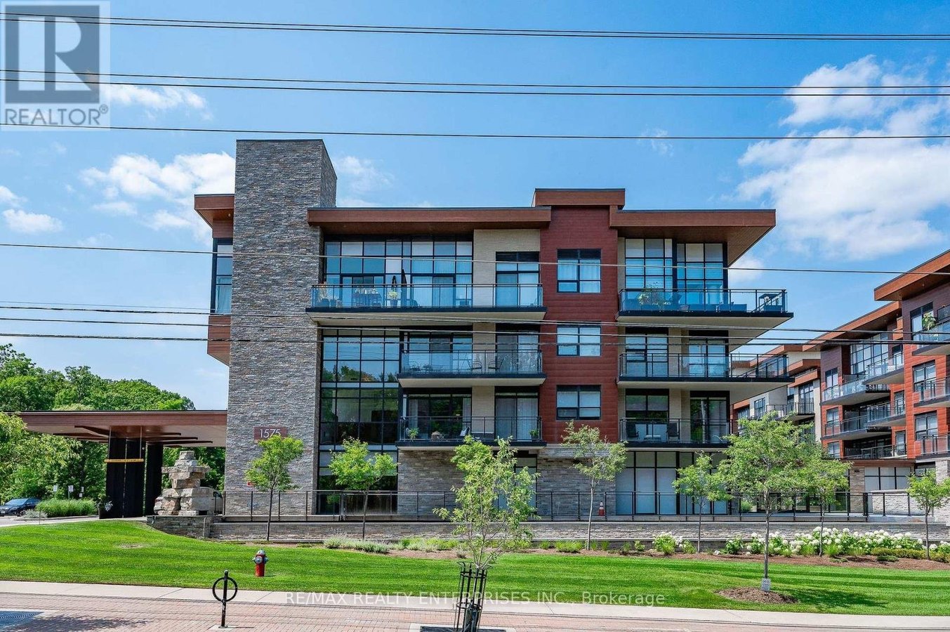 340 - 1575 LAKESHORE ROAD W - Photo 2