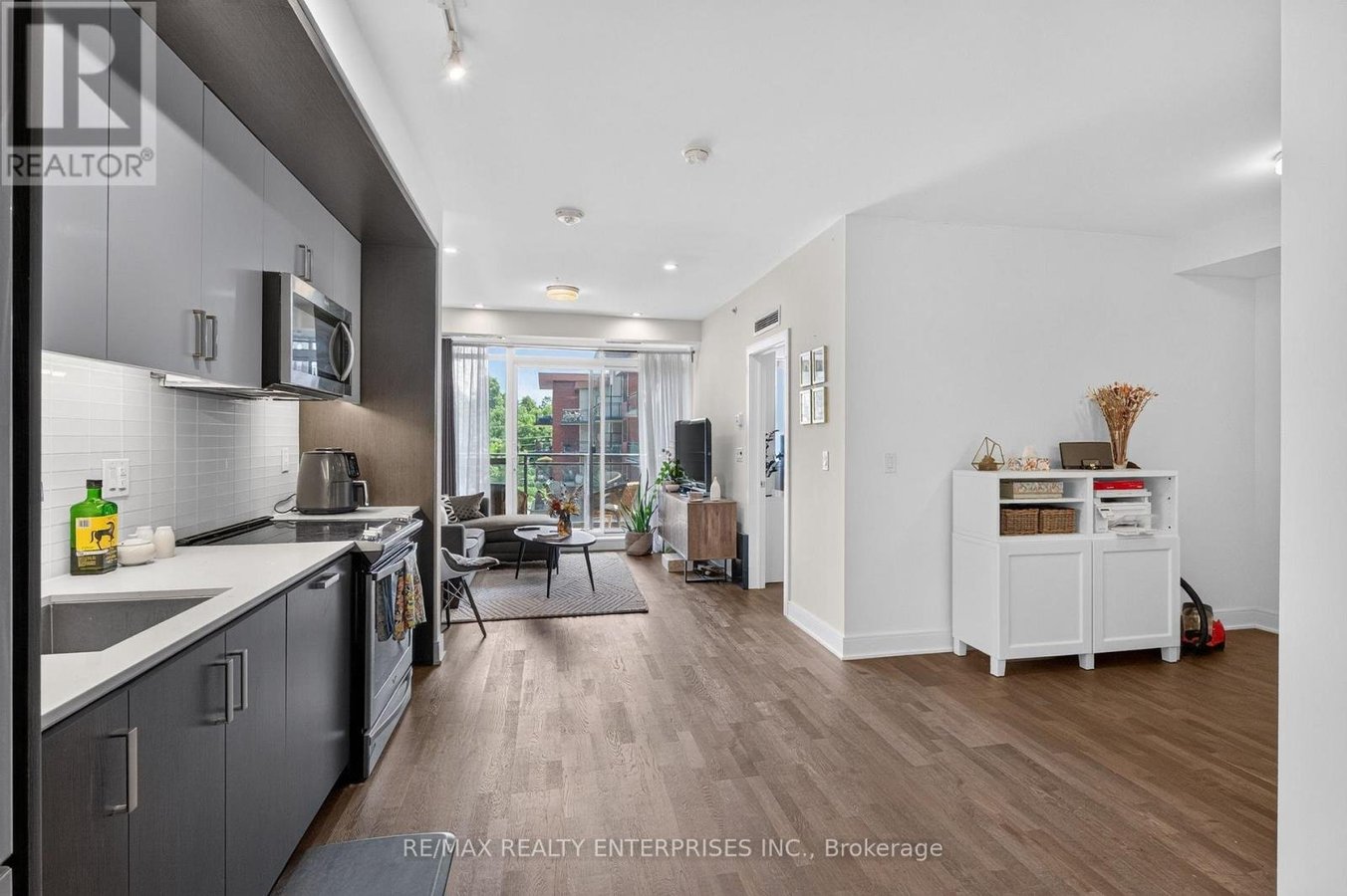 340 - 1575 LAKESHORE ROAD W - Photo 4