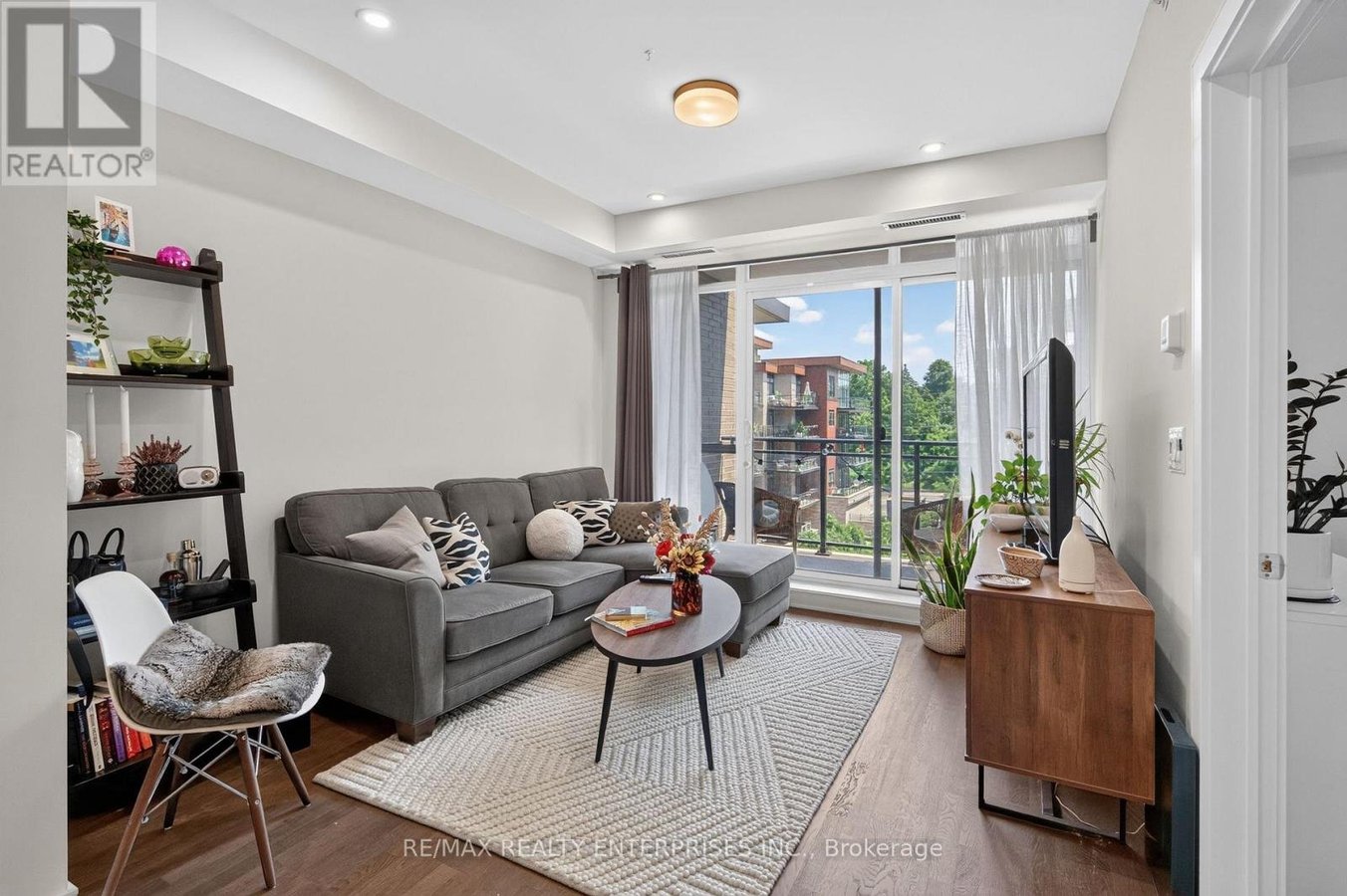 340 - 1575 LAKESHORE ROAD W - Photo 8