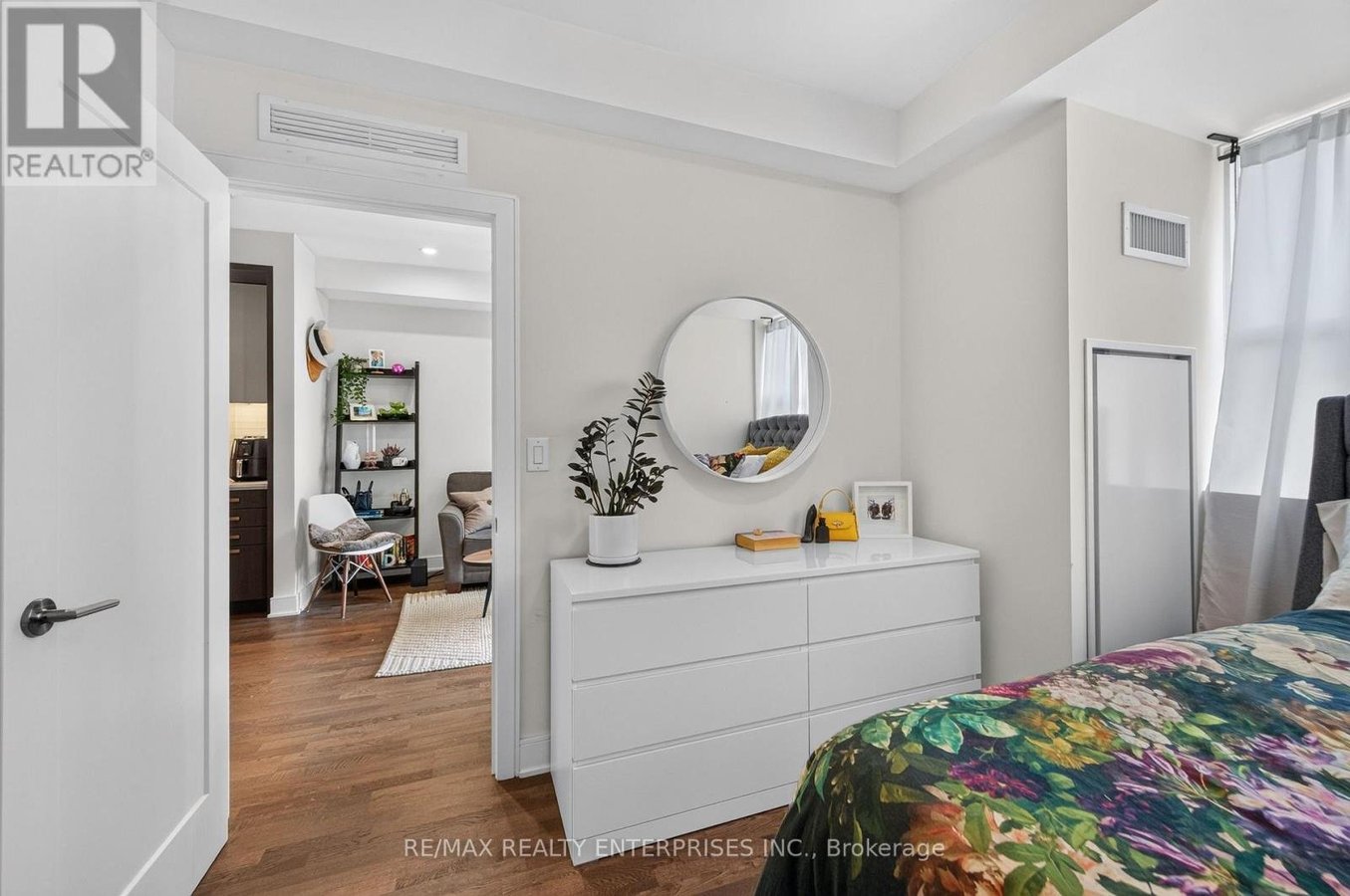 340 - 1575 LAKESHORE ROAD W - Photo 17
