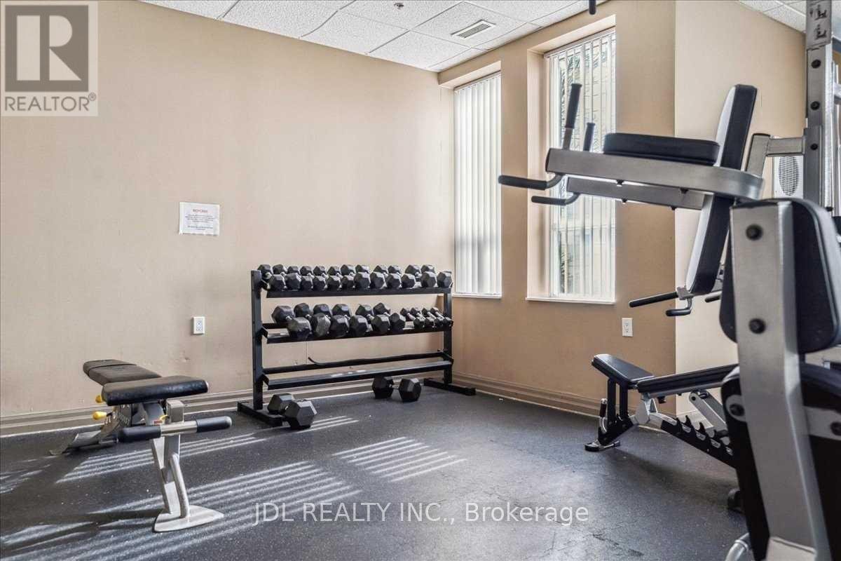 1703 - 4850 GLEN ERIN DRIVE - Photo 6