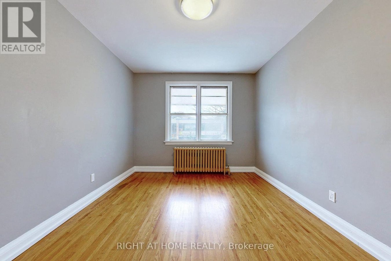 #A - 255 LAKESHORE ROAD E - Photo 20