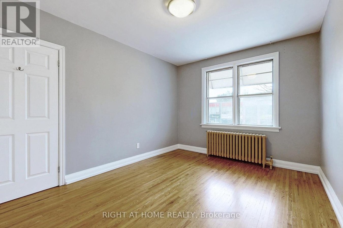 #A - 255 LAKESHORE ROAD E - Photo 21