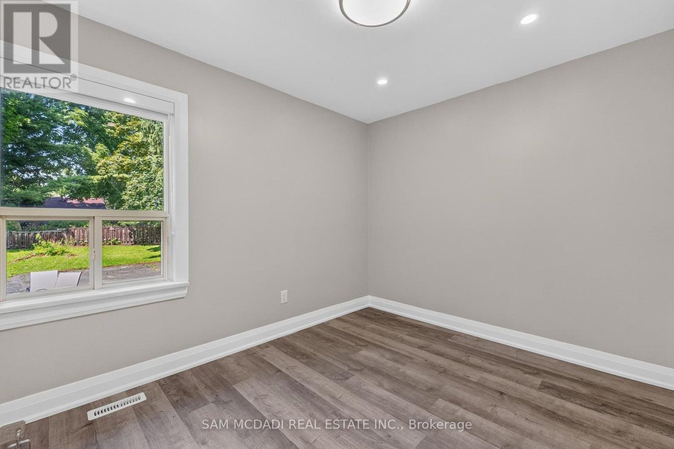 1153 MONA ROAD - Photo 9