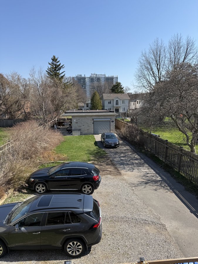 1041 Haig Boulevard - Photo 17