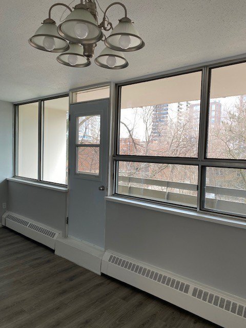 65 Park Street East - Photo 8