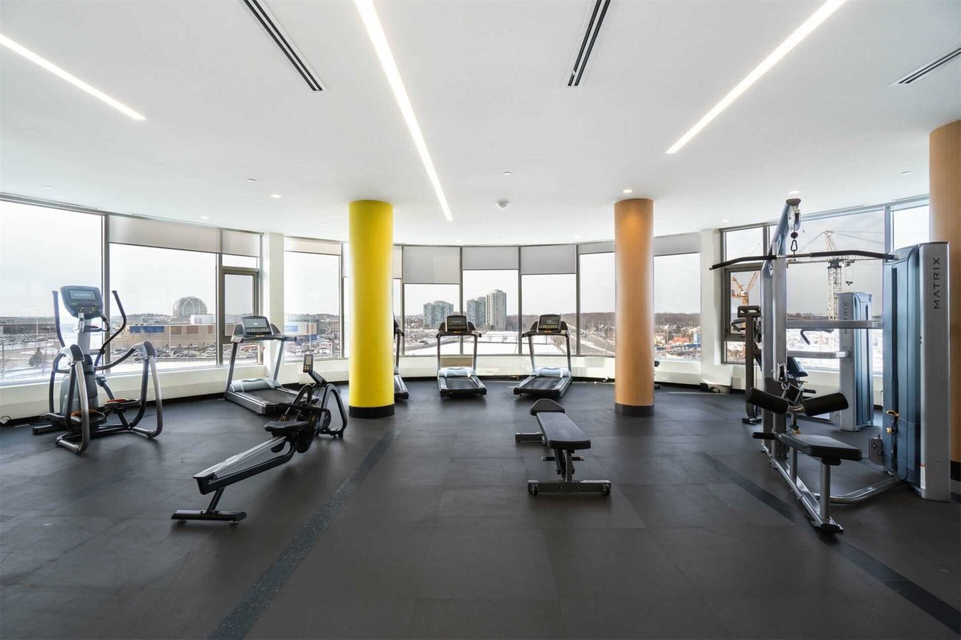 2520 Eglinton Avenue West - Photo 31