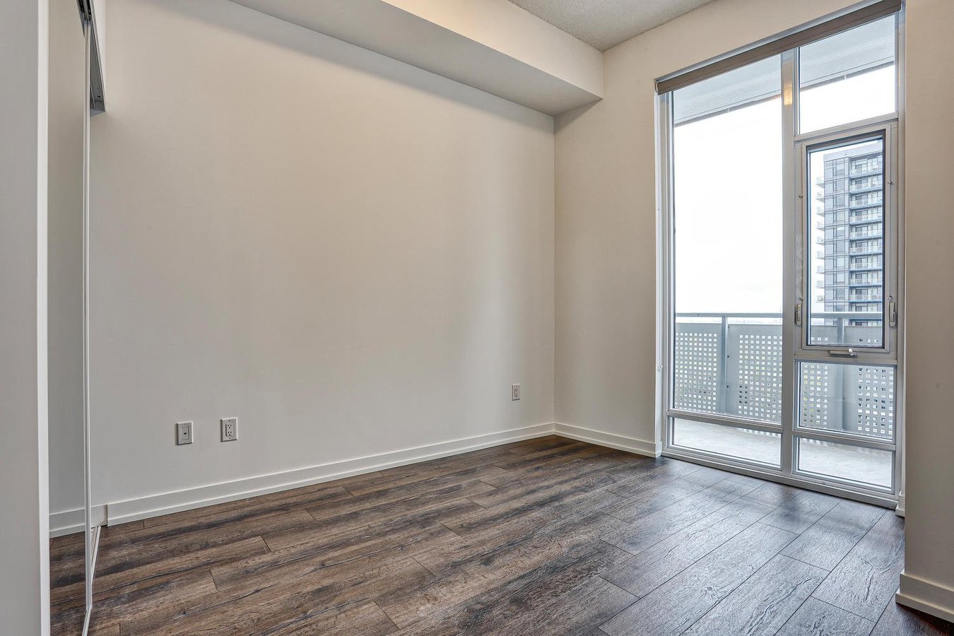 2520 Eglinton Avenue West - Photo 24