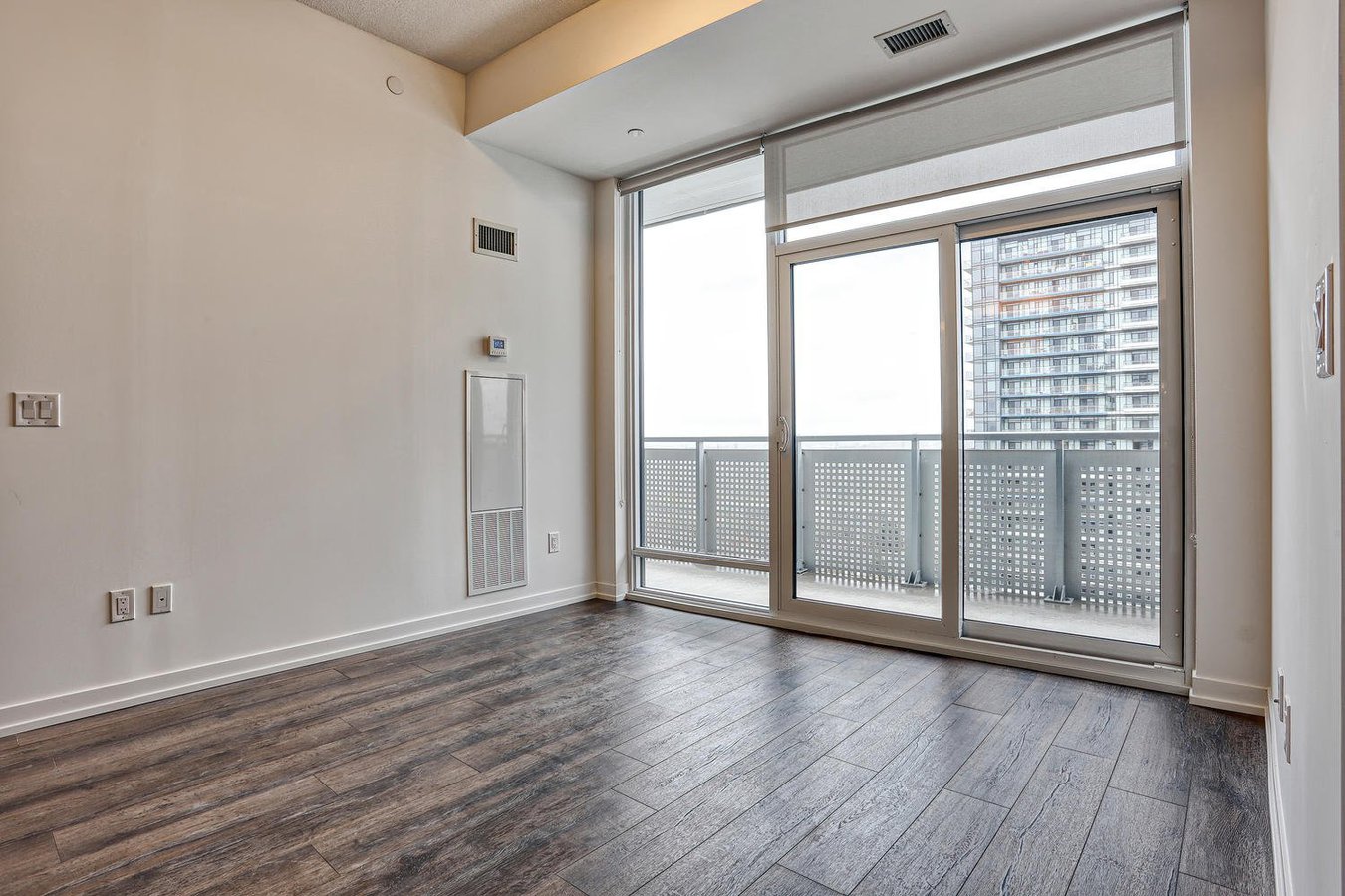 2520 Eglinton Avenue West - Photo 23