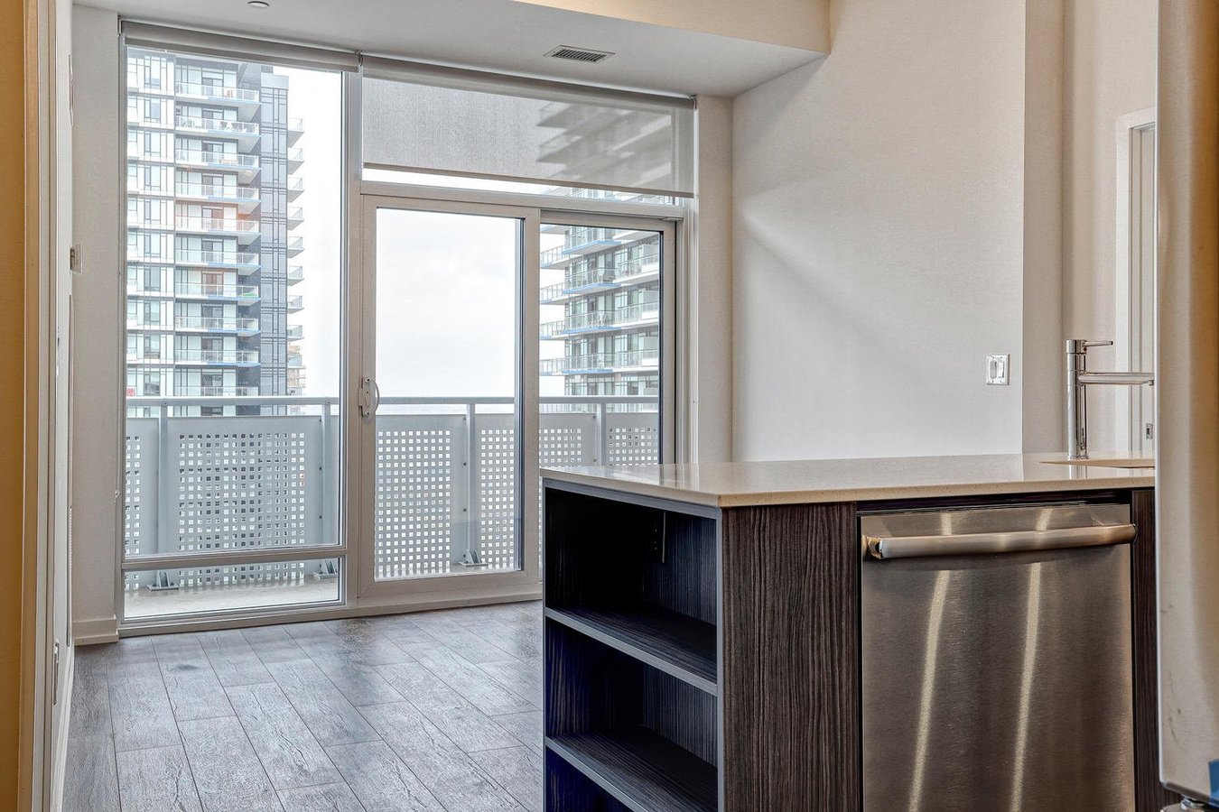 2520 Eglinton Avenue West - Photo 11
