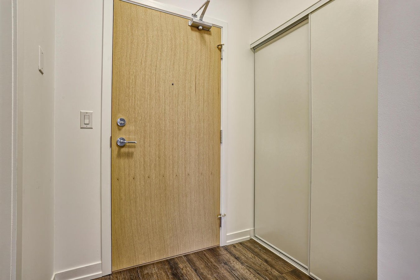2520 Eglinton Avenue West - Photo 28