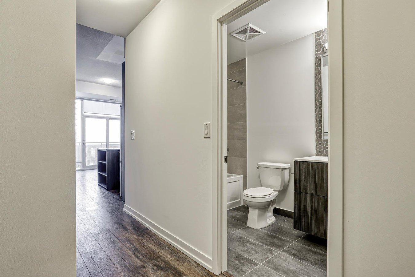 2520 Eglinton Avenue West - Photo 6