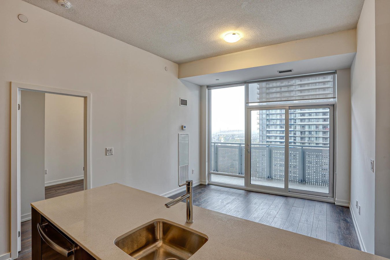 2520 Eglinton Avenue West - Photo 17