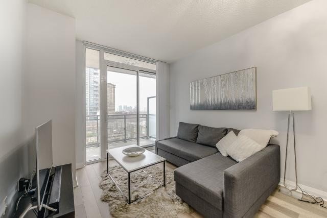 5033 Four Springs Avenue - Photo 9