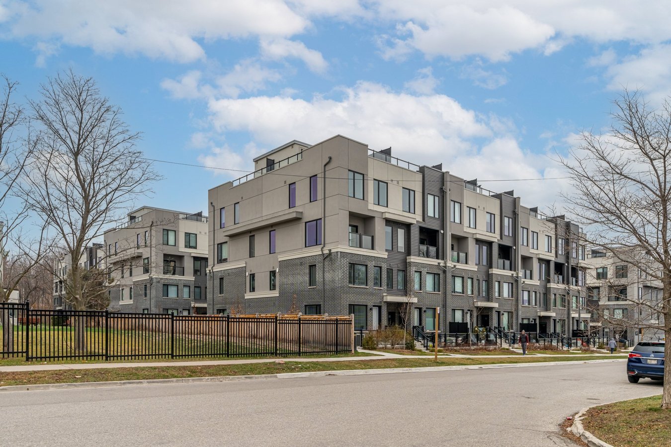 Erin Mills Mississauga 2 Bedroom Apartments Condos and Houses for Rent