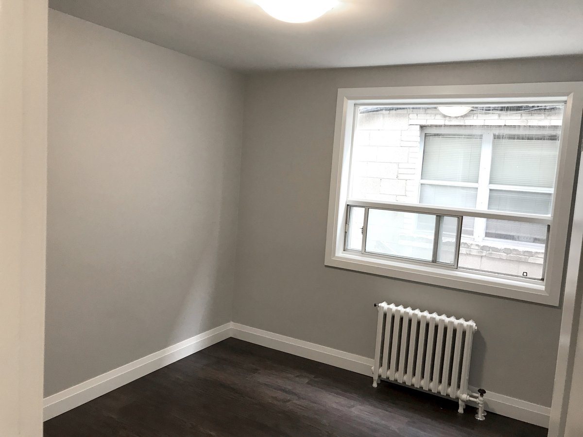 273 Lakeshore Road East - Photo 7