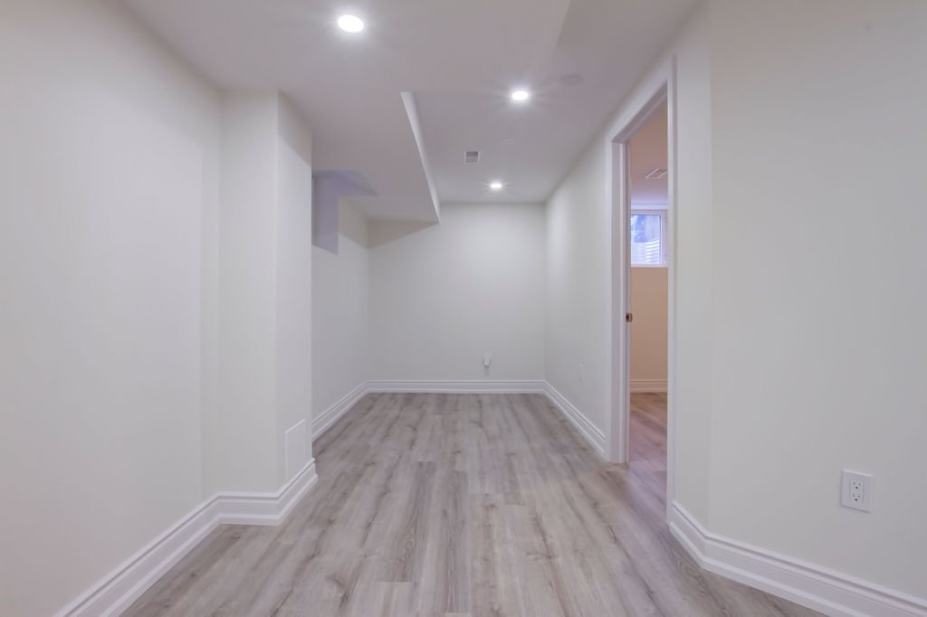 Mississauga ON Bachelors, Basements and Studios for Rent