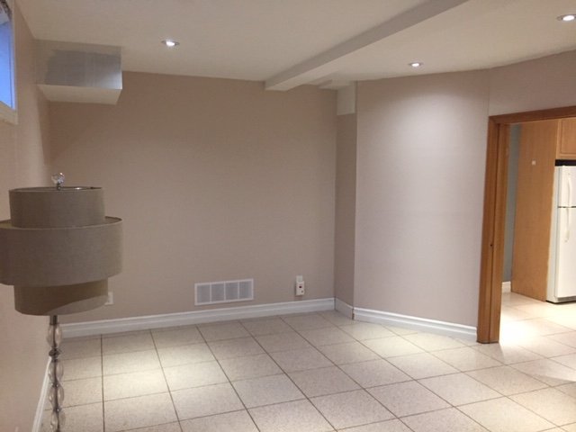 1169 Haig Boulevard - Photo 3