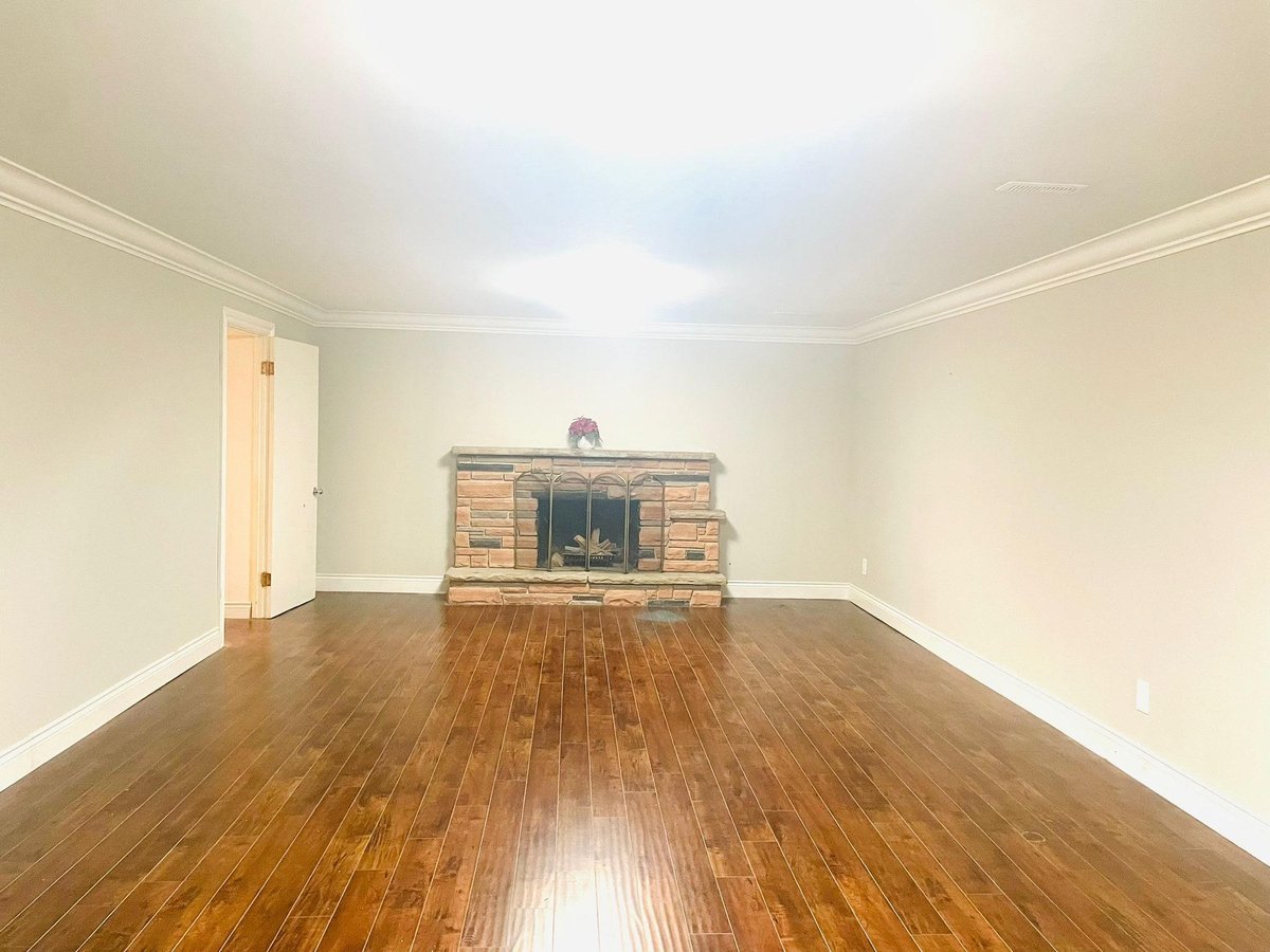 1274 Lorne Park Road - Photo 5