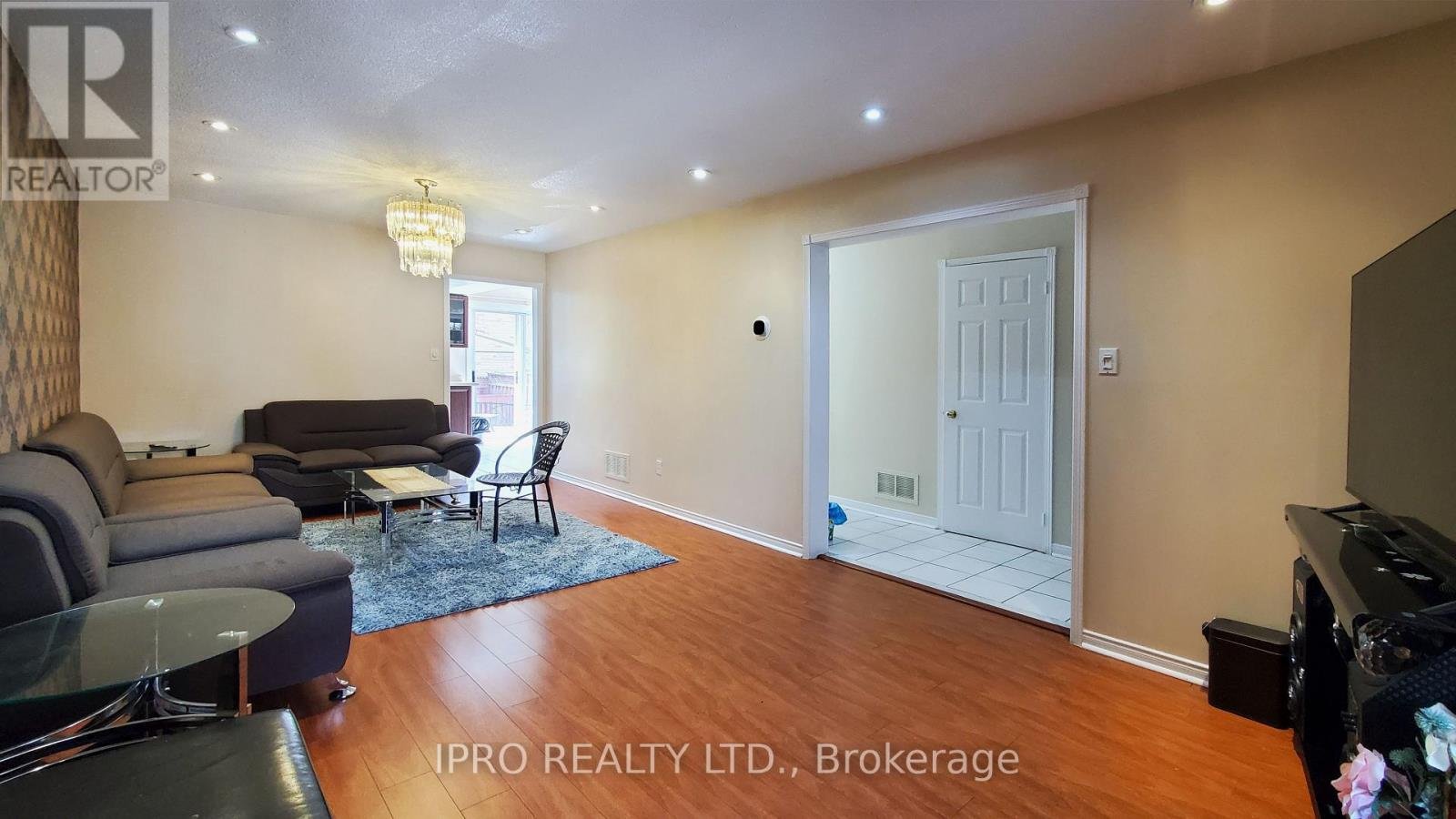 5060 MOULIN ROUGE CRESCENT - Photo 6