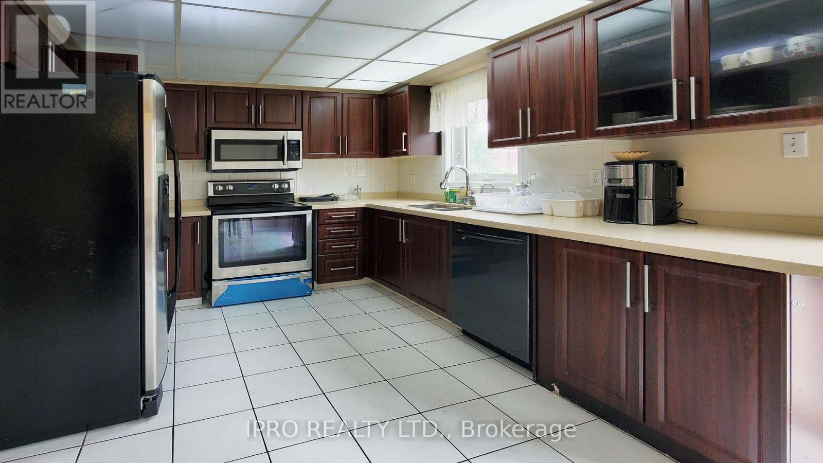 5060 MOULIN ROUGE CRESCENT - Photo 7
