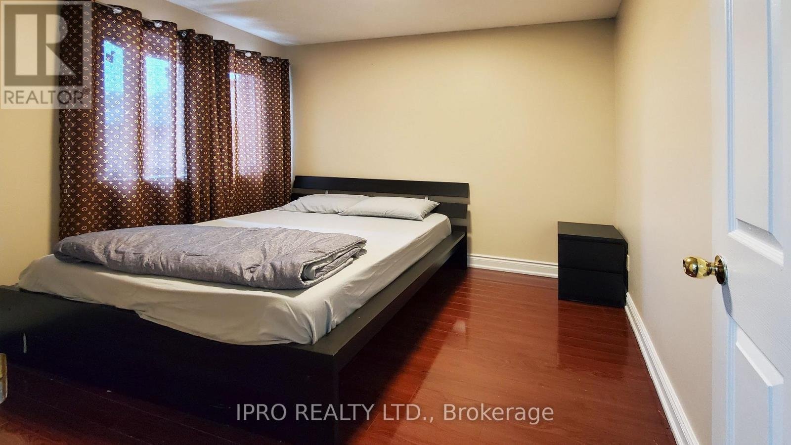5060 MOULIN ROUGE CRESCENT - Photo 11