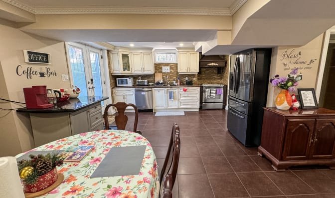 Roseglen Court - Photo 11