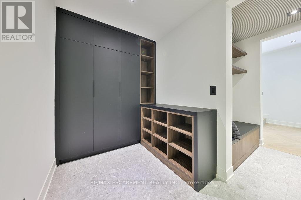 20B BROADVIEW AVENUE - Photo 5