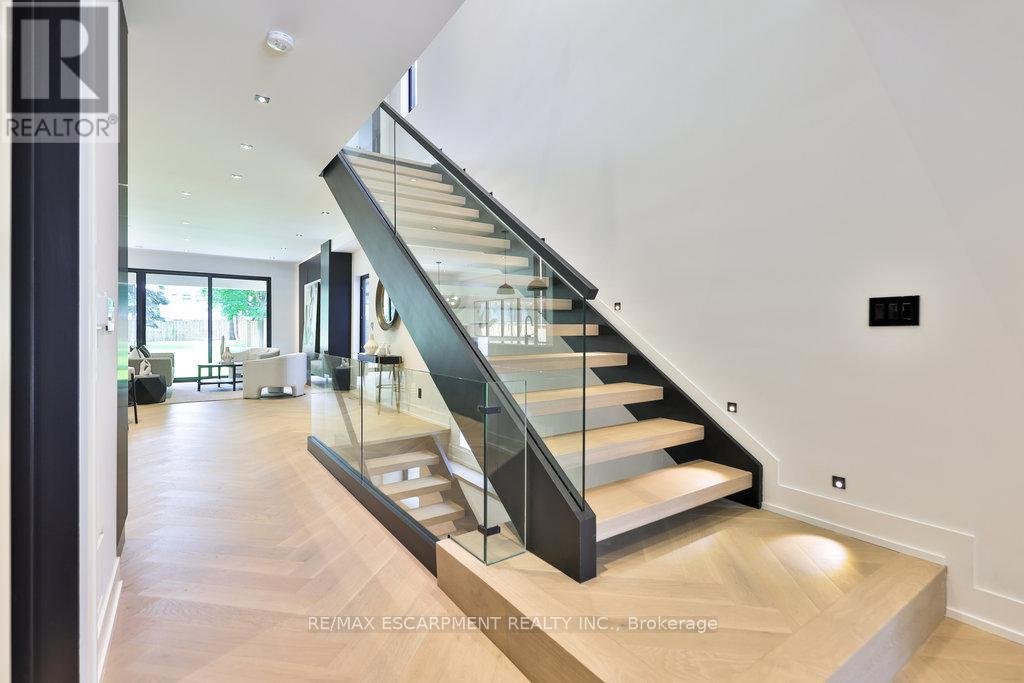 20B BROADVIEW AVENUE - Photo 13