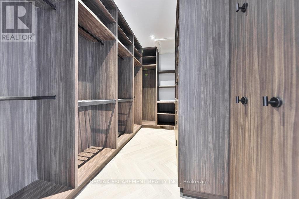 20B BROADVIEW AVENUE - Photo 16