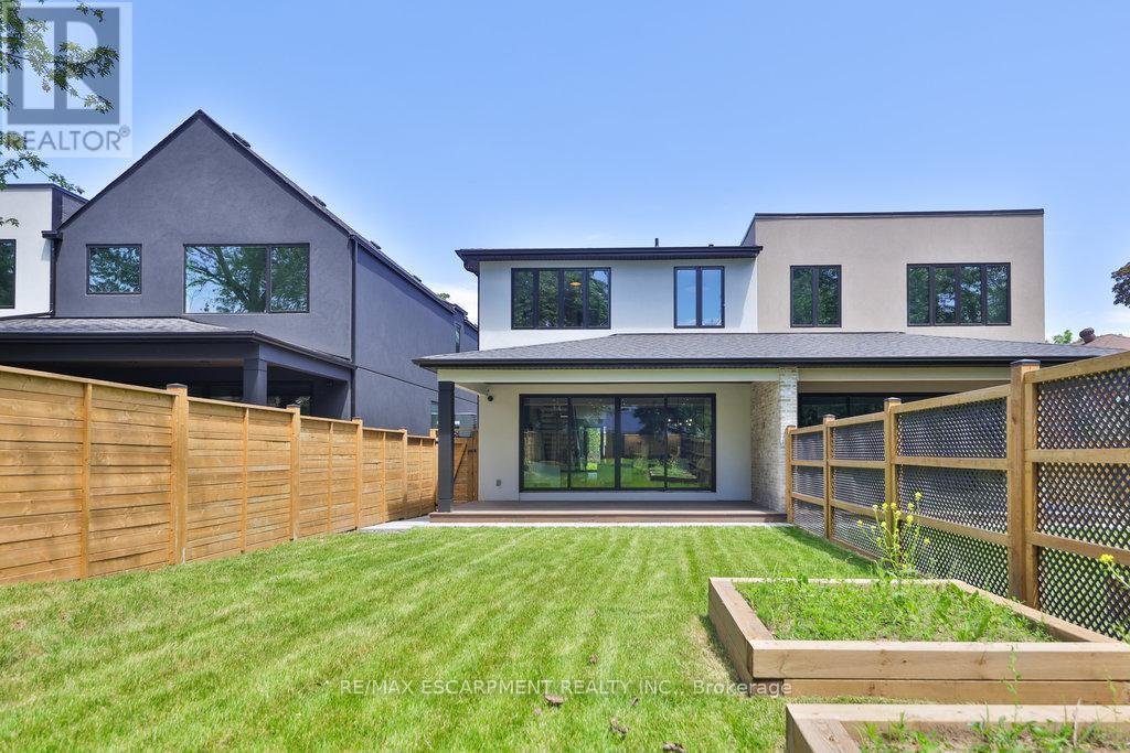 20B BROADVIEW AVENUE - Photo 32