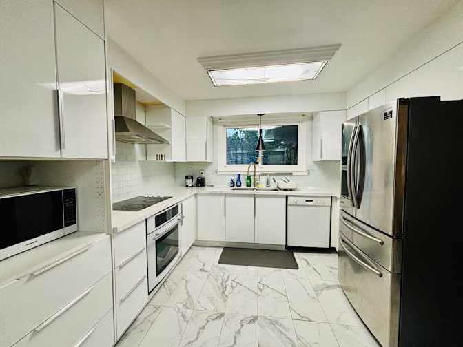 Valmarie Avenue - Photo 11