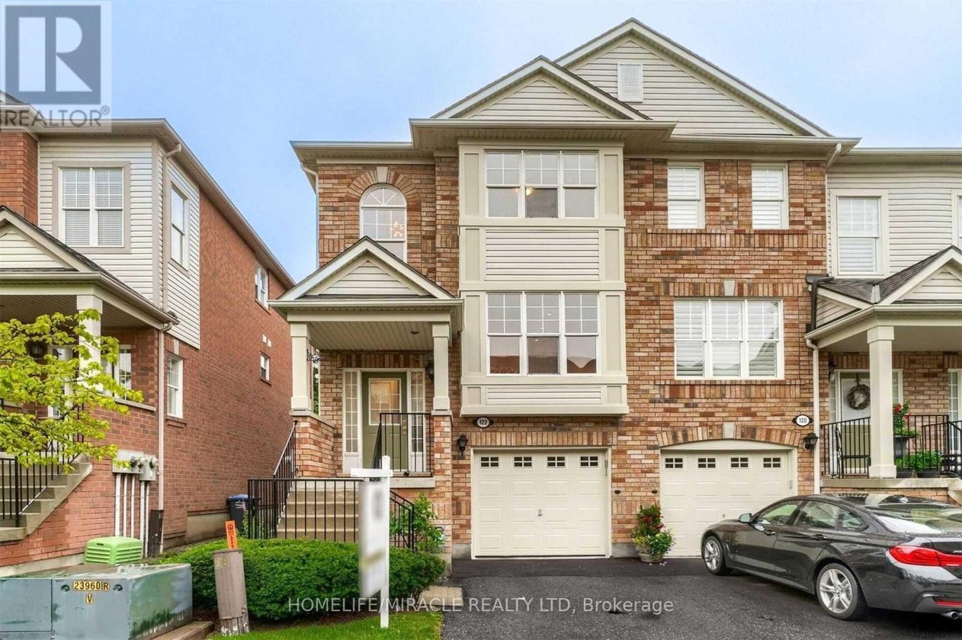 122 - 5980 WHITEHORN AVENUE - Photo 1