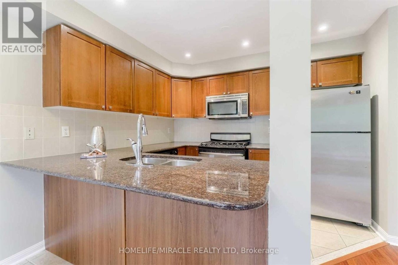 122 - 5980 WHITEHORN AVENUE - Photo 9