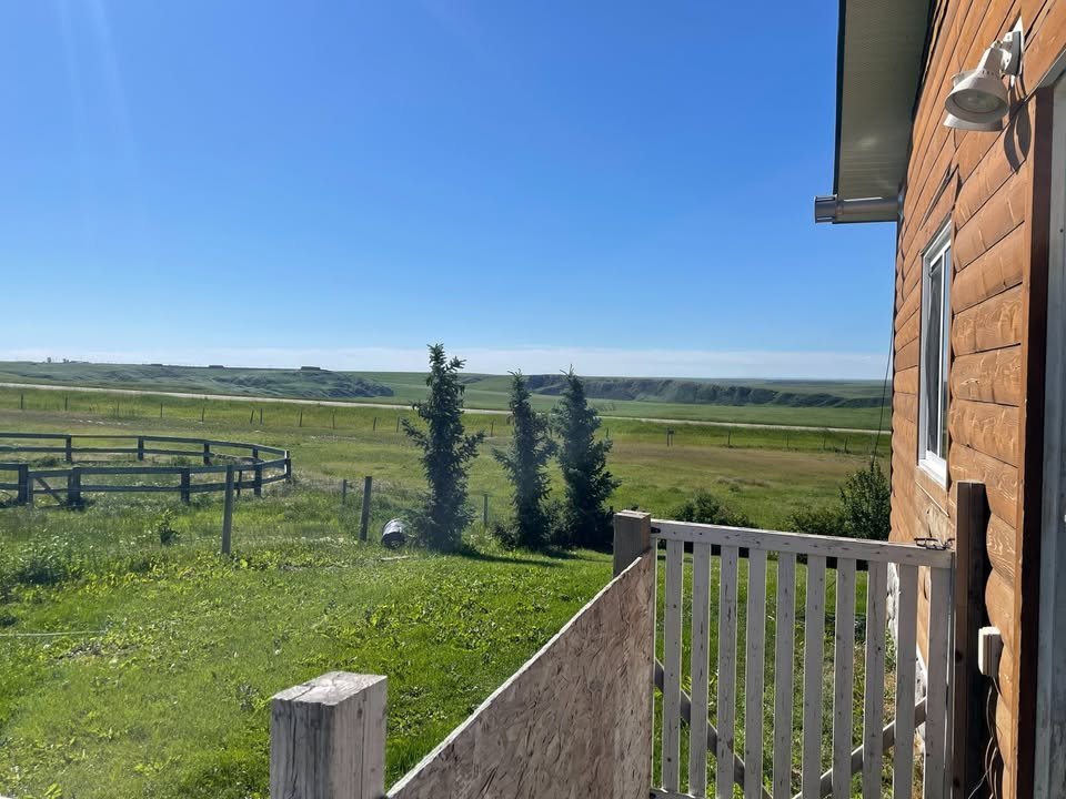 609 Edward Street South West - Photo 12