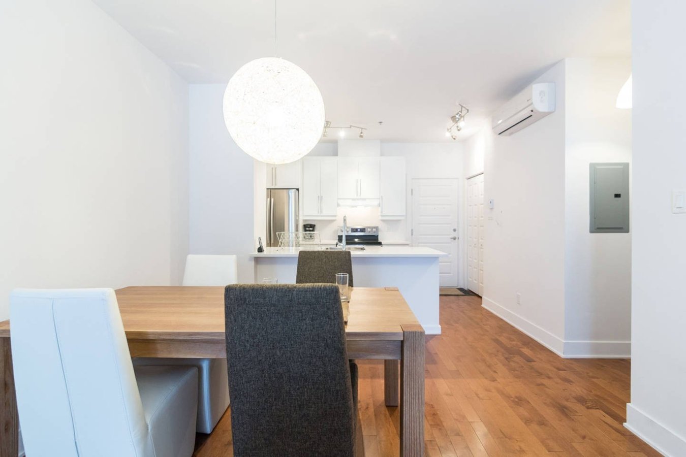 201 Rue Charlotte - Photo 4