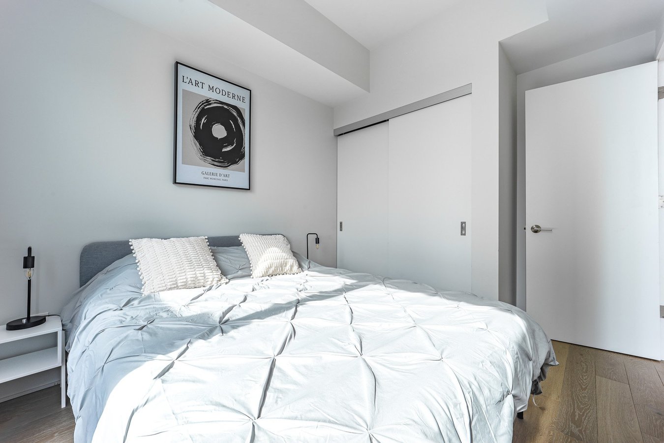 1188 Rue Saint-Antoine Ouest - Photo 3