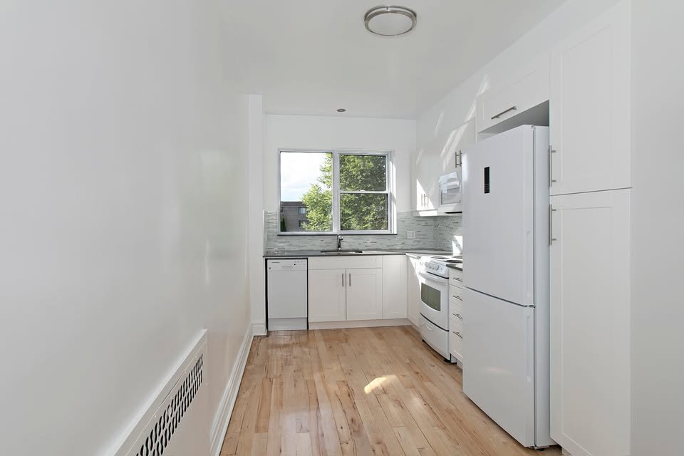 5600 Avenue Decelles - Photo 7