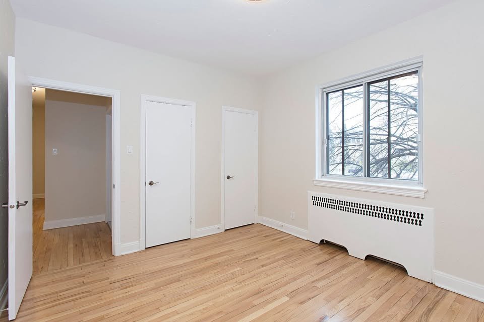 5600 Avenue Decelles - Photo 1