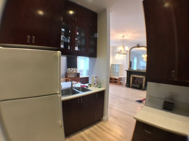 3434 Rue Hutchison - Photo 2
