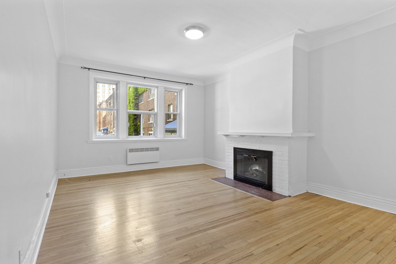 2095 Avenue Lincoln - Photo 2