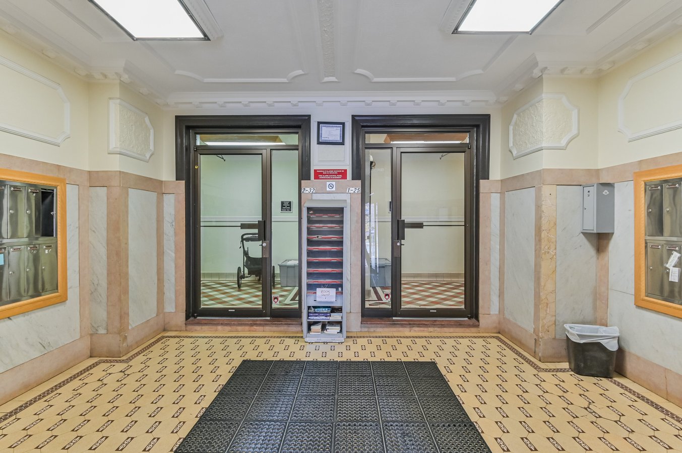 4266 Avenue Old Orchard - Photo 3