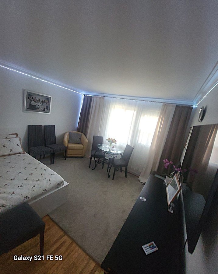 8515 Avenue Bloomfield - Photo 2