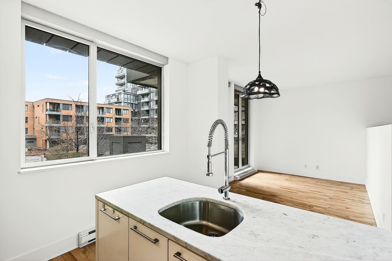 801 Rue de la Commune Est - Photo 6