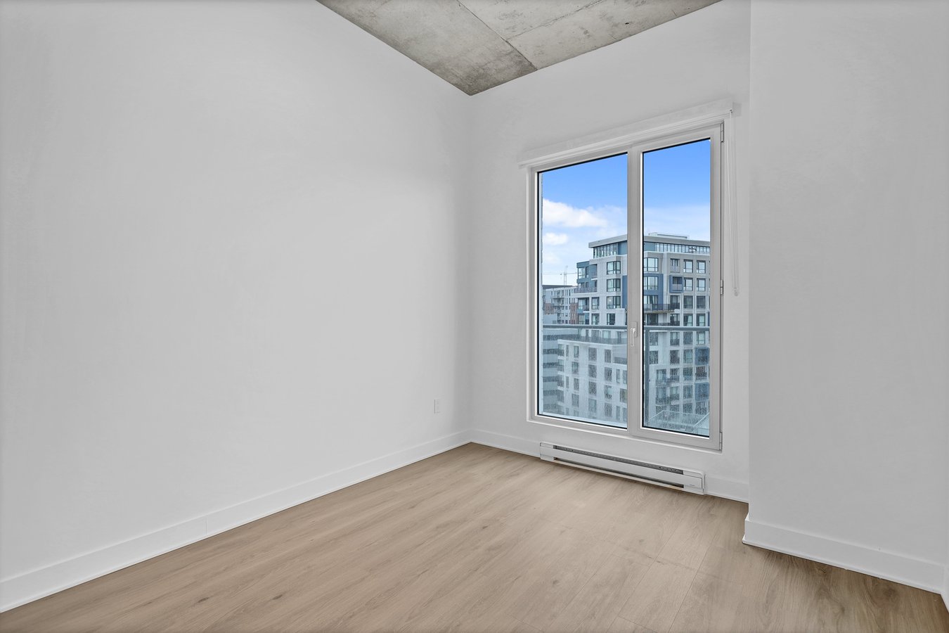 5070 Rue Paré - Photo 9