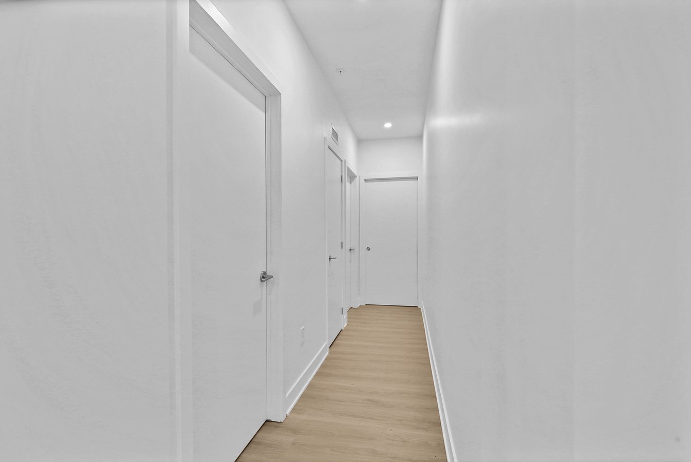 5070 Rue Paré - Photo 16