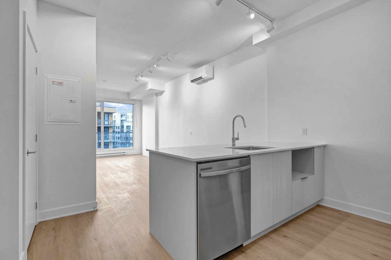 5070 Rue Paré - Photo 19