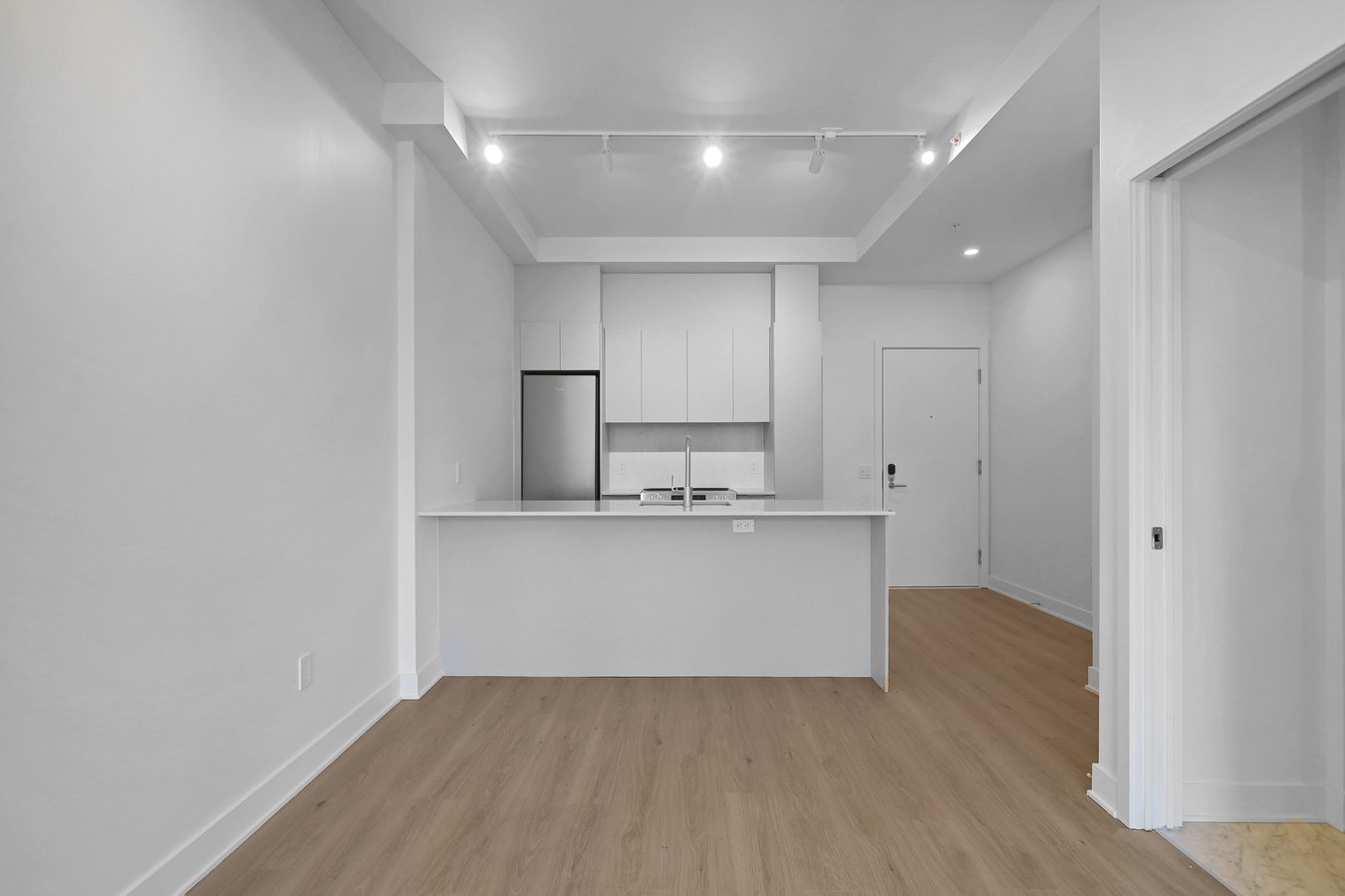 5070 Rue Paré - Photo 21