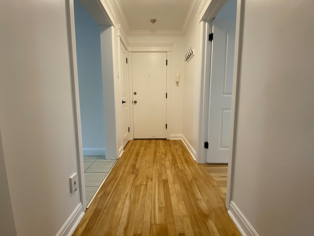 690 Avenue Ogilvy - Photo 9