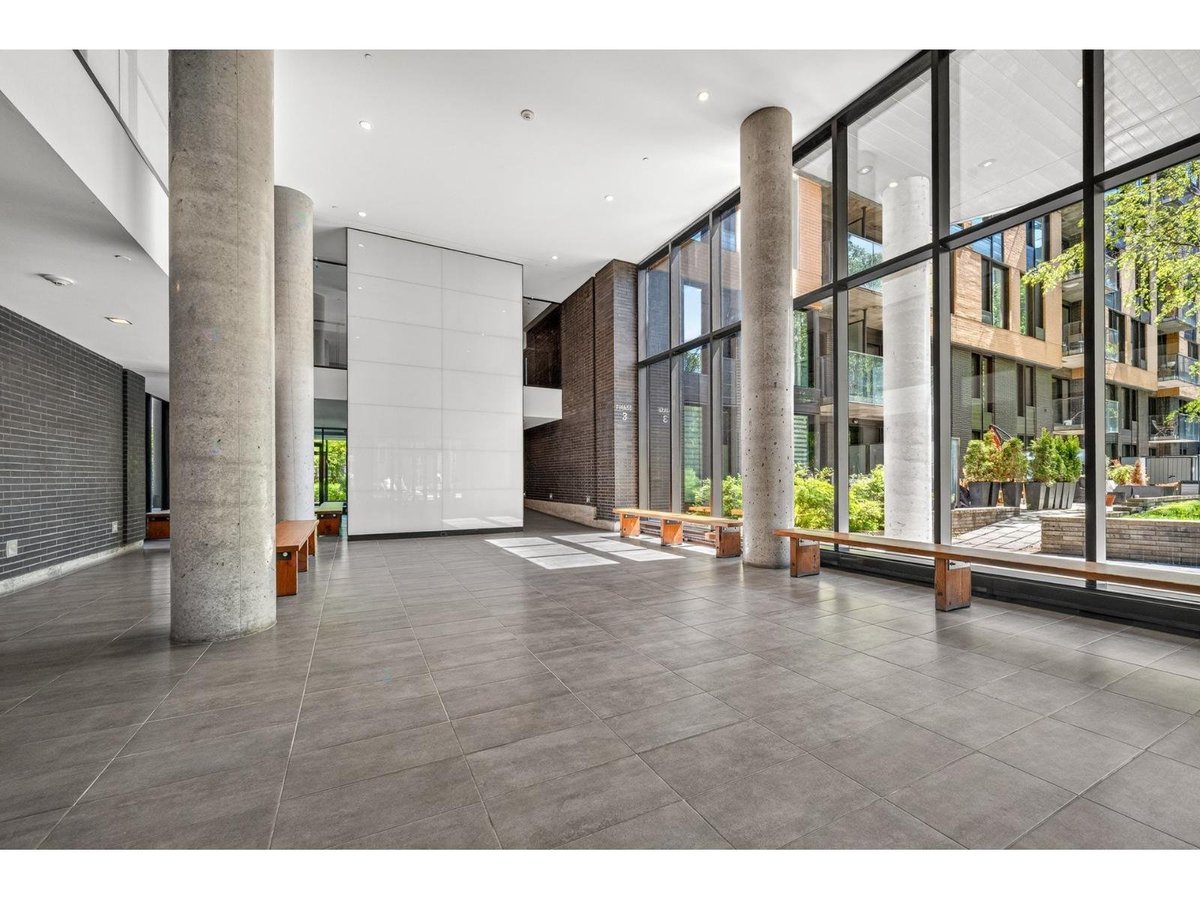 5661 Avenue De Chateaubriand - Photo 2